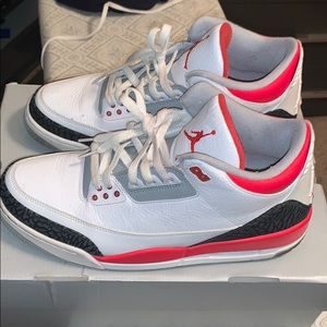 Air Jordan 3 Fire Red